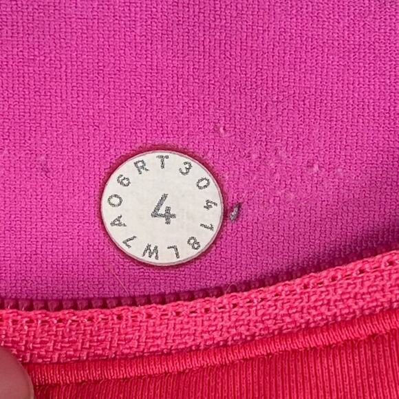 Lululemon Shorts Womens 4 Pink Speed Up Low Rise Lined Running Workout Fitness - Picture 7 of 12